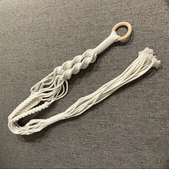 Macrame Plant Hanger - Picture 4 of 4